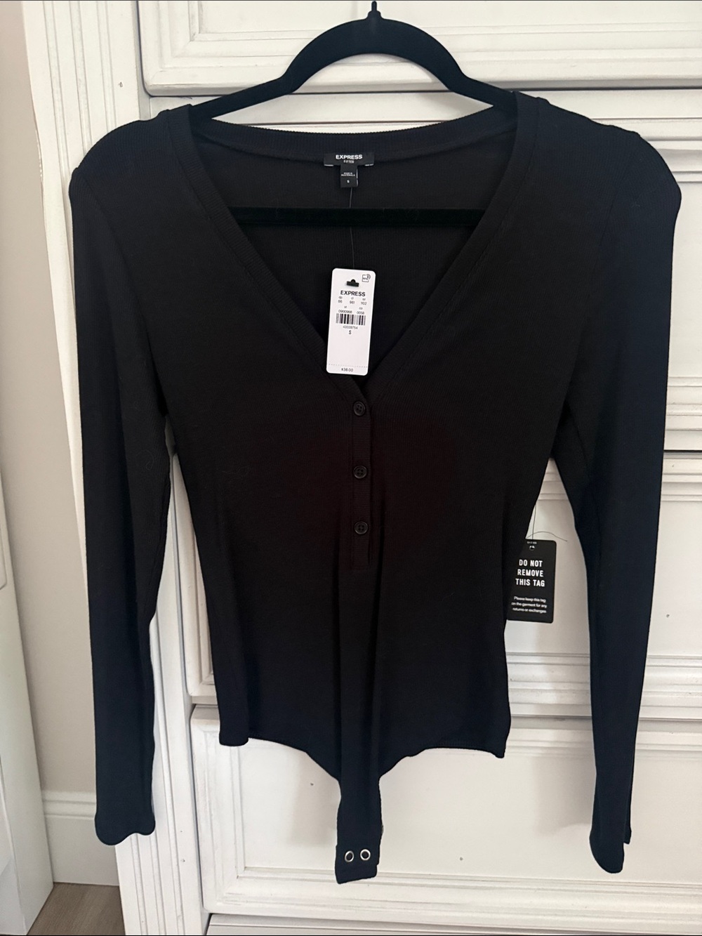 Express Black Long-Sleeve Ribbed V-Neck Henley Bodysuit